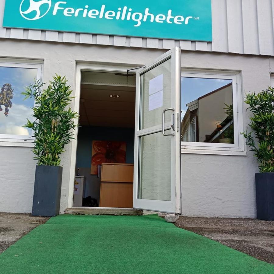 Roligheden Ferieleiligheter クリスティアンサン エクステリア 写真
